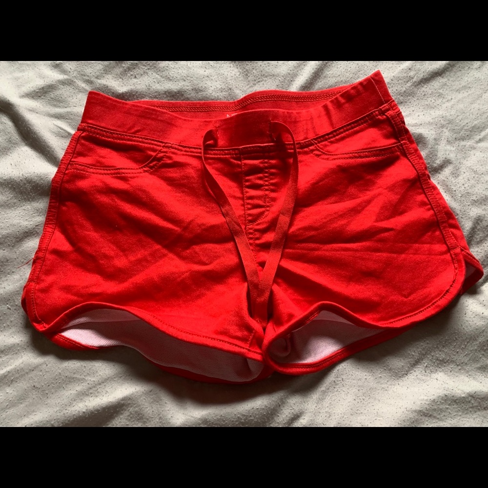 M(7-9) comfy shorts that look like jean shorts!
